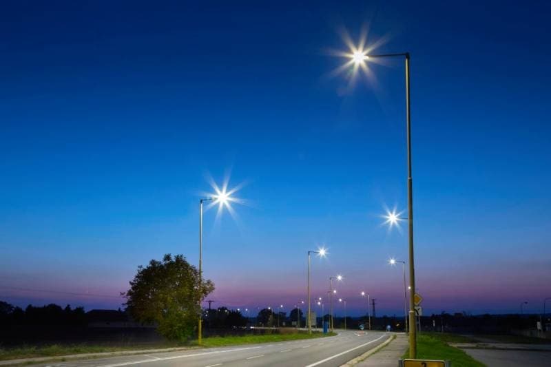 LED Street Light Fixture White 150/100/80W 200-480VAC 21000Lm 3 CCT thumbnail 3