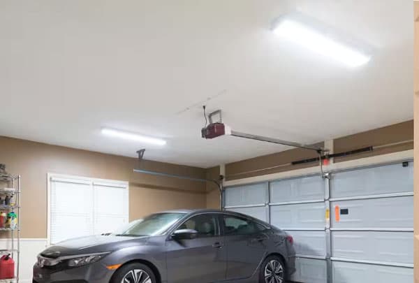 Linear_Wraparound-Garages
