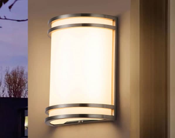 Wall_Sconce-Entrances