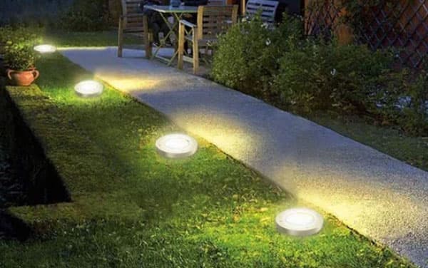 Underground_Path-Commercial_Outdoors